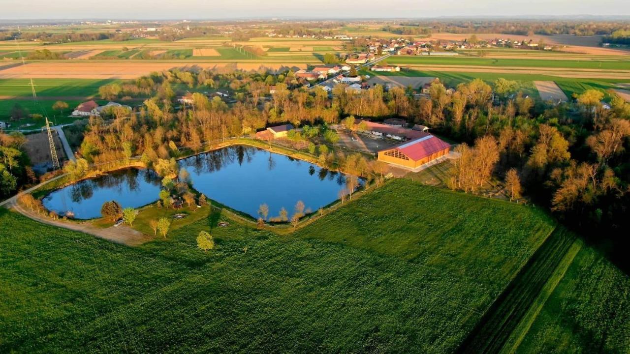 Apartment Country House Zaton Tisina Zewnętrze zdjęcie